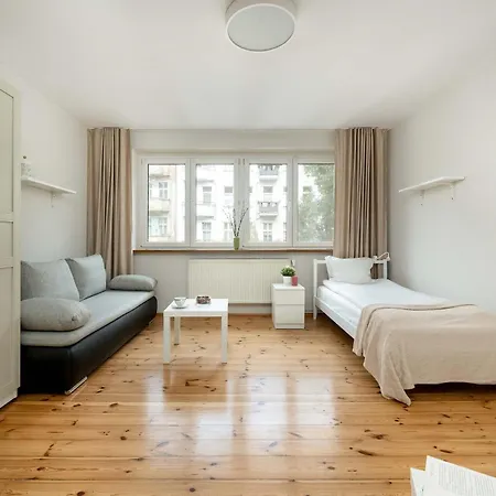 Family With Balcony In By Renters Breslau