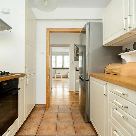 Family With Balcony In By Renters Breslau